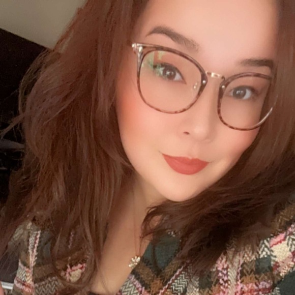 Meet your Posher, Athena - Picture 3 of 7